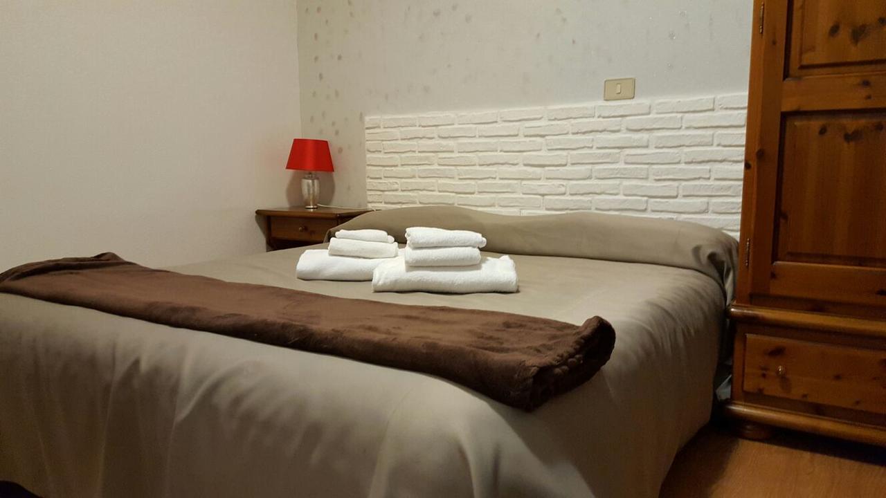 Hotel Calaluna ビエッラ エクステリア 写真